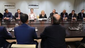 Carmena reunión con constructores