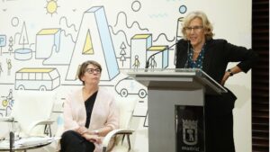 Manuela Carmena e Inés Sabanés.