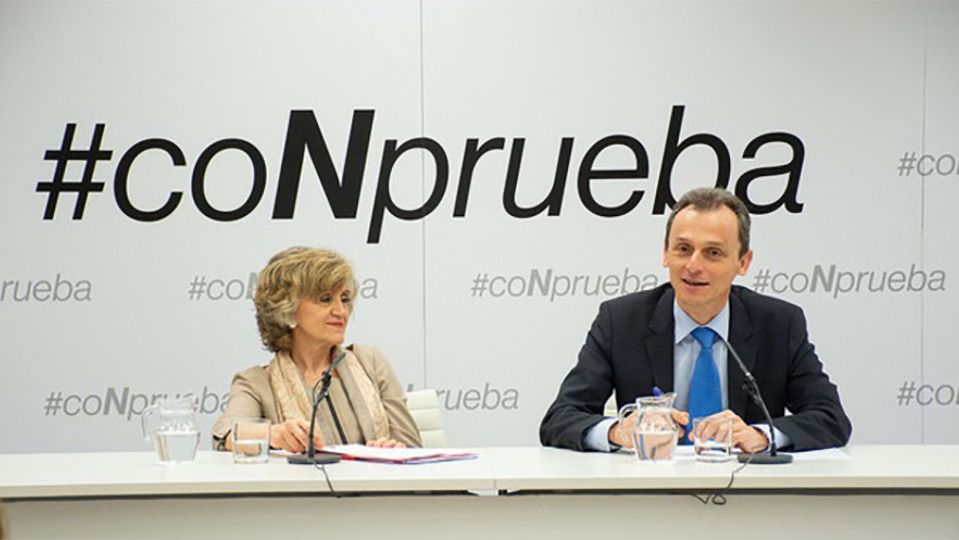 María Luisa Carcedo y Pedro Duque presentan la nueva campaña #CoNprueba contra pseudoterapias y pseudociencia