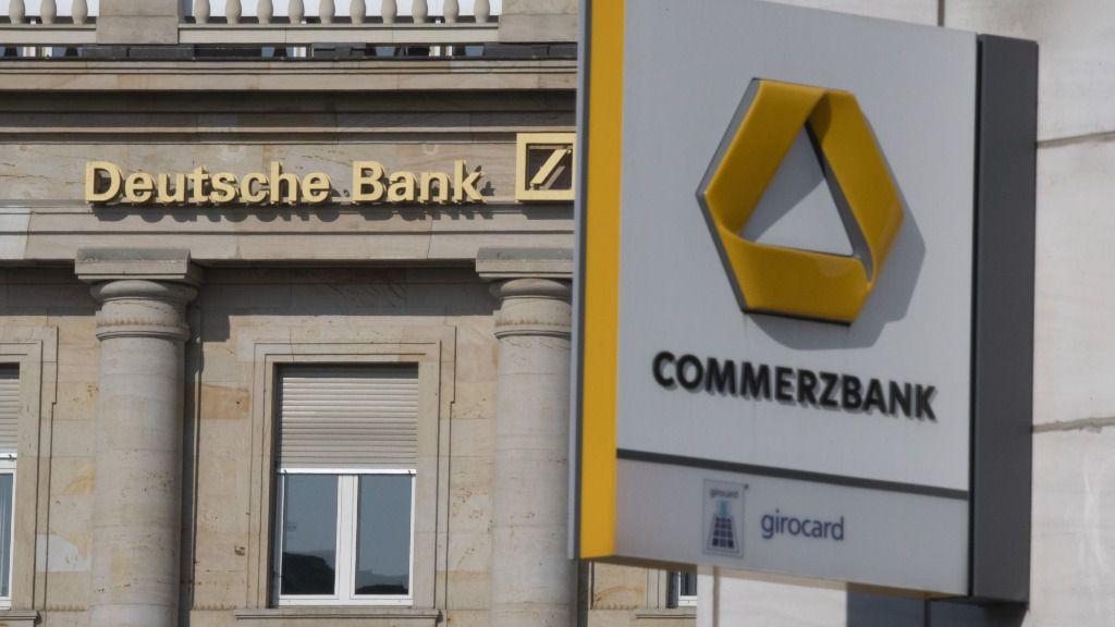 Filiales del Deutschen Bank y del Commerzbank en Fráncfort