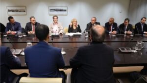 Carmena reunión con constructores