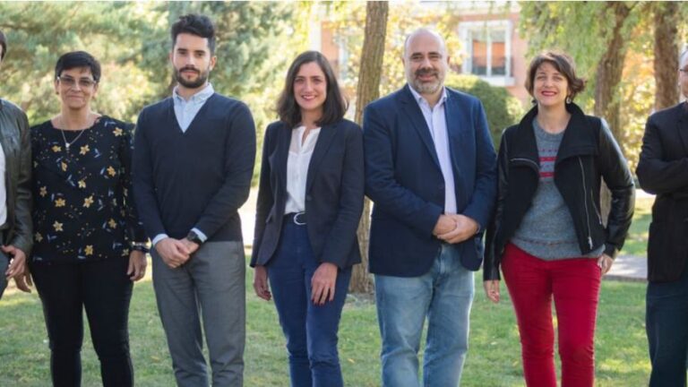 Los miembros del Alto Comisionado contra la pobreza infantil. En el centro, Sandra León Alfonso