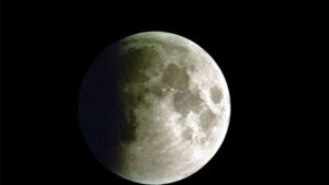 La Luna durante un eclipse lunar parcial