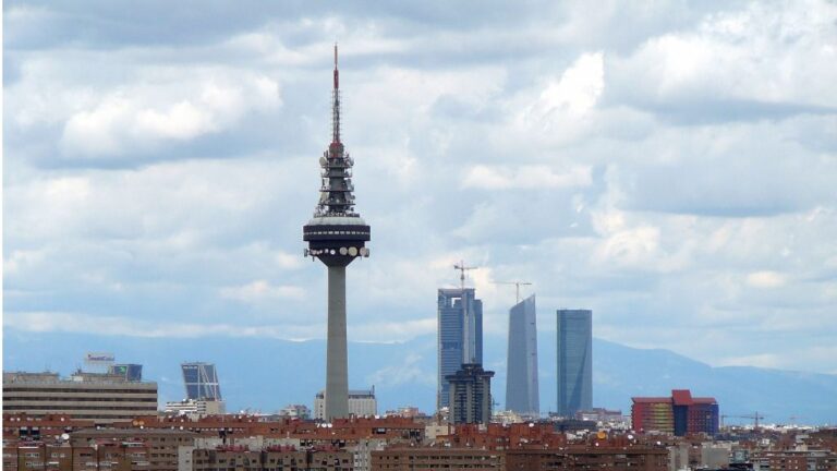 Torre Espana pirulí tve tv rtve