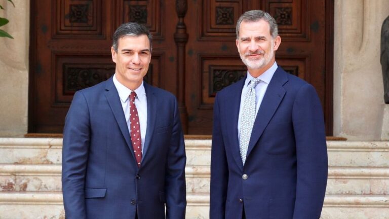 Pedro Sánchez y Felipe VI