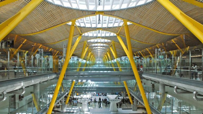 aeropuerto madrid barajas adolfo Suarez