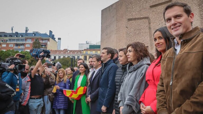 Pablo Casado, Albert Rivera y Santiago Abascal