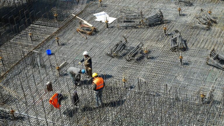 obra construccion trabajadores