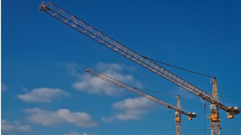 Gruas construccion Hipoteca vivienda casa edificio se vende se alquila