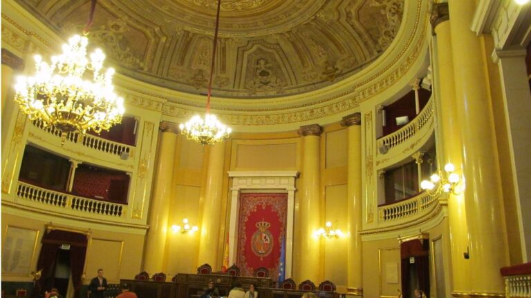 Antiguo salón de sesiones del Senado de Madrid