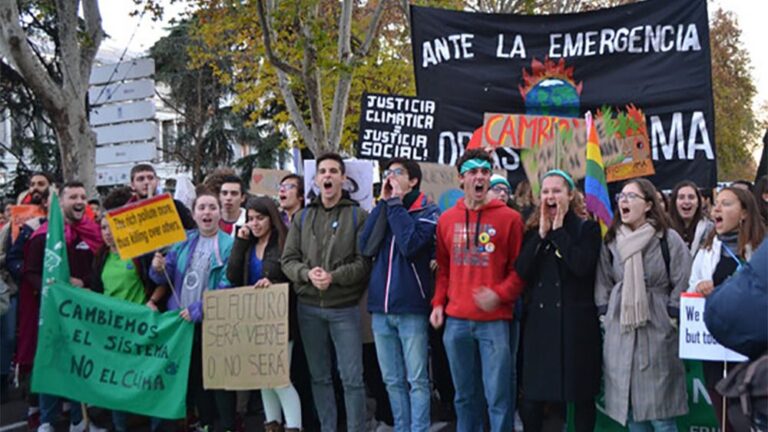 Los jóvenes encabezan la Marcha por el Clima del 6 de diciembre