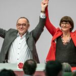 Saskia Esken y Norbert Walter-Borjans durante el congreso del Partido Socialdemócrata Alemán (SPD)