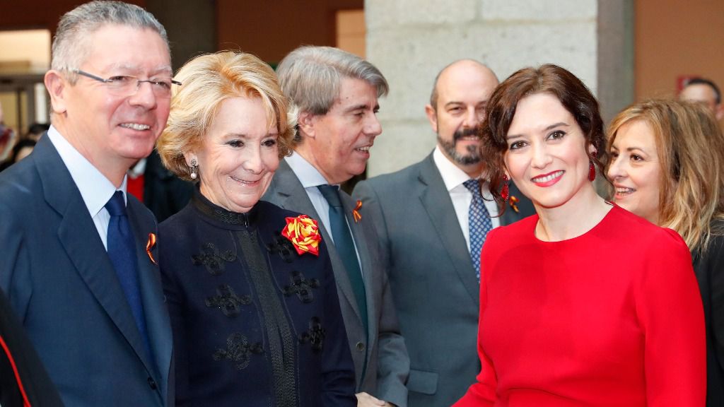 Isabel Díaz Ayuso junto a Esperanza Aguirre, Ángel Garrido y Alberto Ruiz-Gallardón