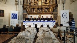 Pablo González Cámara, Ángel Ibáñez, Fidel Herráez, Javier Guillén, Daniel de la Rosa, Antonio Miguel Méndez Pozo y César Rico en la Catedral de Burgos