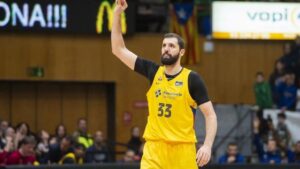 Mirotic, jugador del Barça