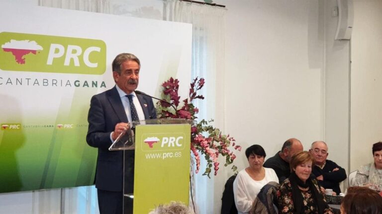 Revilla en la comida de Navidad del PRC