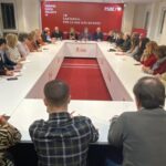 Reunión de la Comisión Ejecutiva Regional del PSOE para decidir sobre el pacto de Gobierno con el PRC