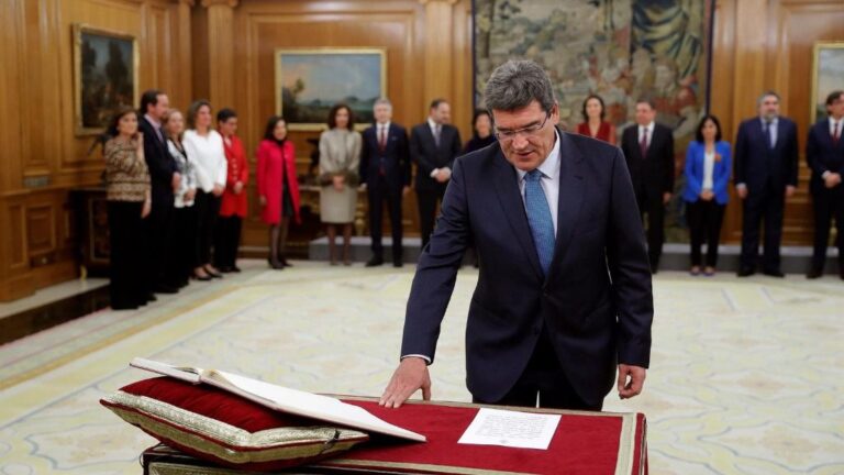 El nuevo ministro de Seguridad Social, Inclusión y Migraciones, José Luis Escrivá