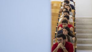 Alumnos examinándose de las pruebas de acceso a la universidad en la Universidad de Sevilla