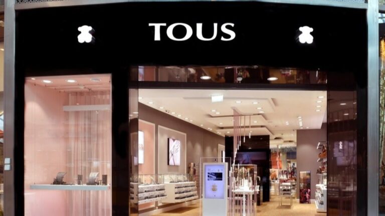 Tous