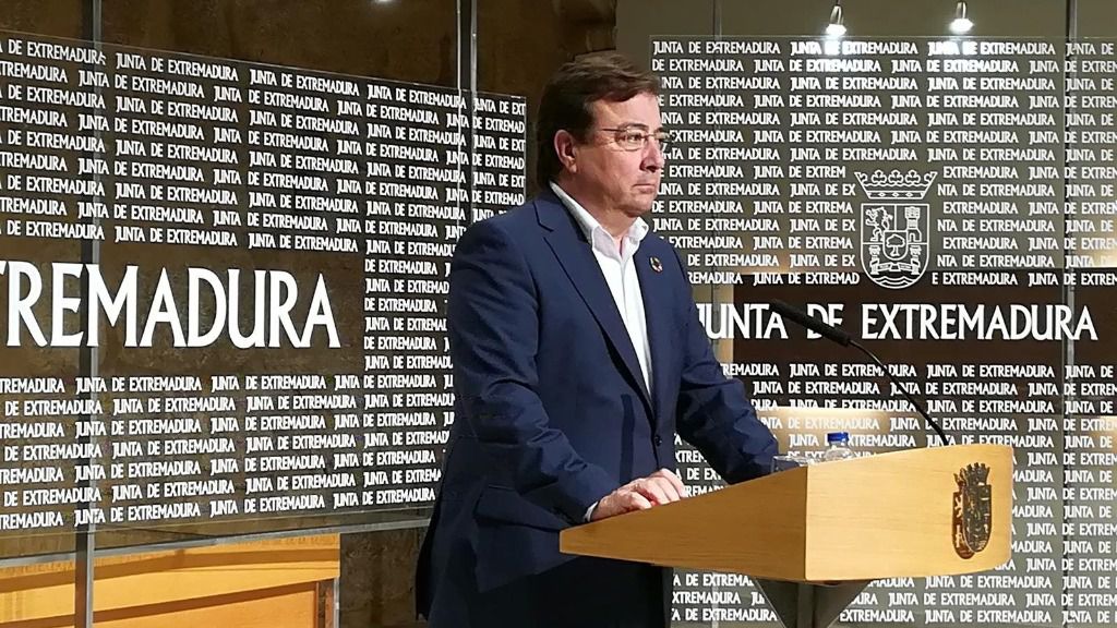 Fernández Vara en rueda de prensa para abrir el año 2020