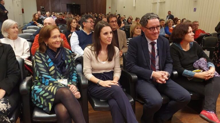 La ministra de Igualdad Irene Montero durante la presentación del documental 'La mujer que soñaba con números' en la Biblioteca Nacional