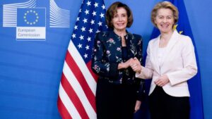 La presidenta de la Cámara de Representantes de Estados Unidos, Nancy Pelosi, y la presidenta de la Comisión Europea, Ursula von der Leyen