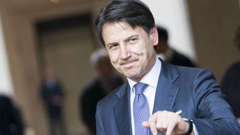 El primer ministro de Italia, Giuseppe Conte