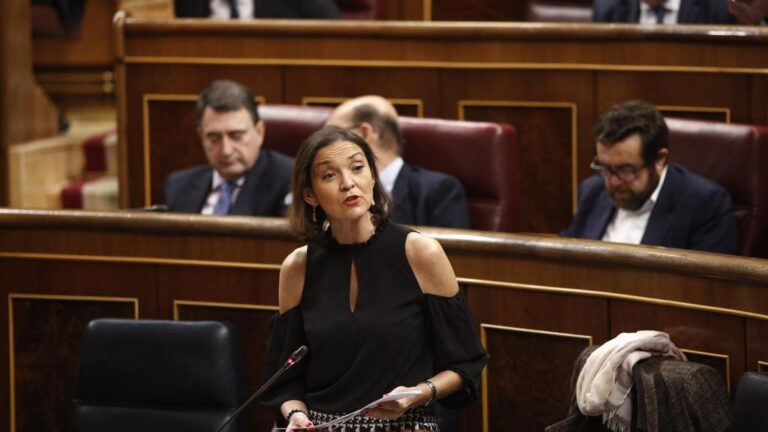 La ministra de Industria, Comercio y Turismo, Reyes Maroto