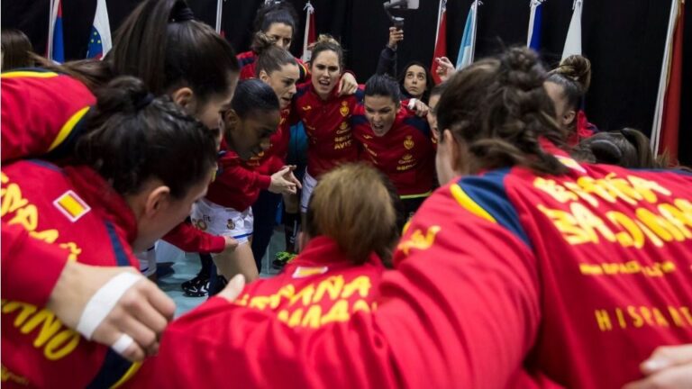 La selección española femenina de balonmano Guerreras en el Mundial de Japón