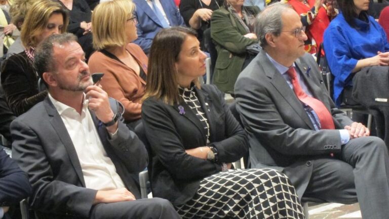 Los consellers de la Generalitat Alfred Bosch, Meritxell Budó y el presidente Quim Torra