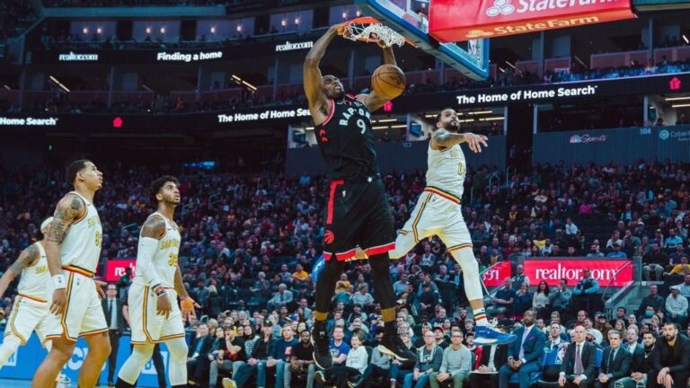 Ibaka machaca en el Warriors - Raptors