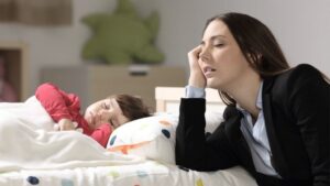La llegada de un bebé a casa altera el sueño en los padres