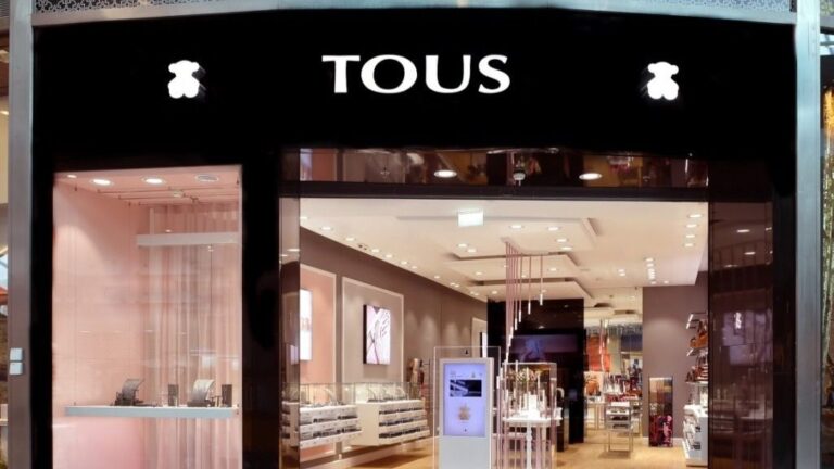 Tous