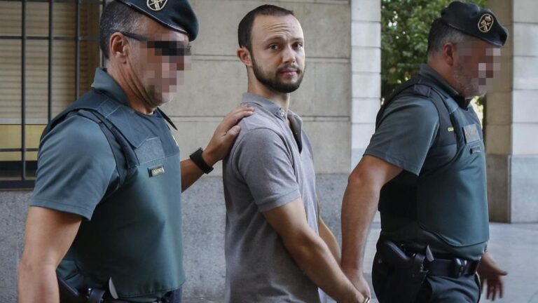 Sandro Marín acusado junto a su padre de homicidio imprudente, delito contra la salud pública y de lesiones a feto