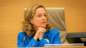 Nadia Calvi&ntilde;o, ministra de Econom&iacute;a y Empresa