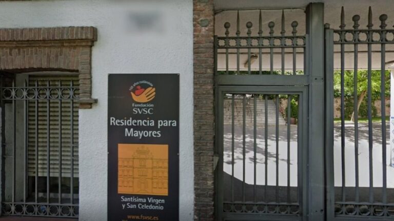 Residencia Santísima Virgen y San Celedonio en el distrito de Chamartín