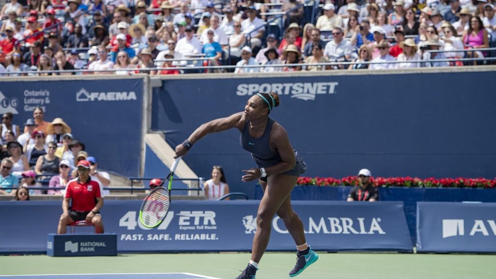 Serena Williams contra Bianca Andreescu en el torneo de Montreal del año pasado