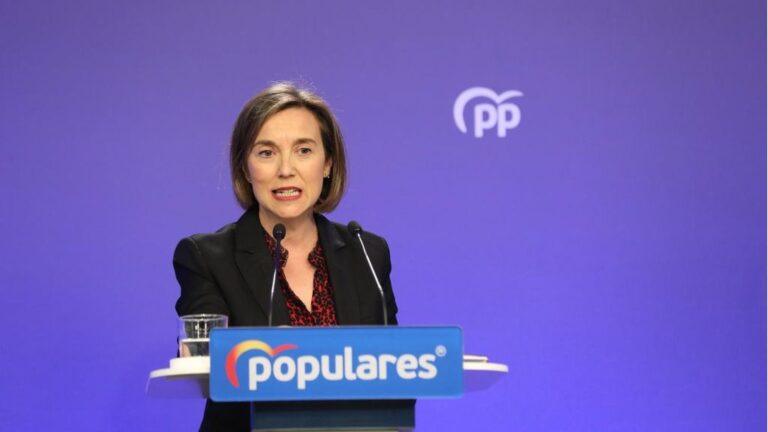 La vicesecretaria de Política Social del Partido Popular, Cuca Gamarra, durante una rueda de prensa tras la reunión del Comité de Dirección del partido, en Madrid (España) a 2 de marzo de 2020.