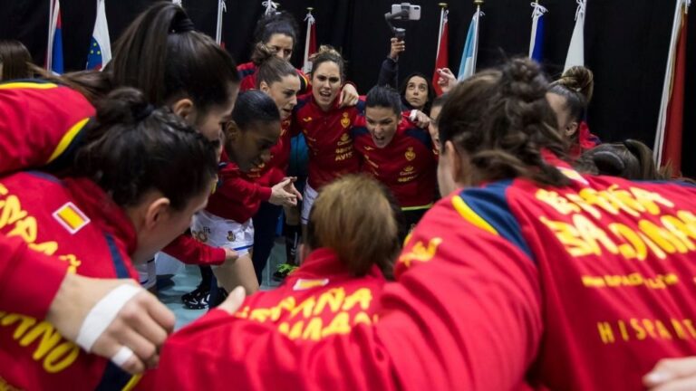 La selección española femenina de balonmano Guerreras en el Mundial de Japón