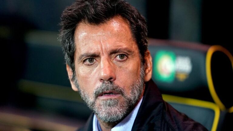 El entrenador español Quique Sánchez Flores