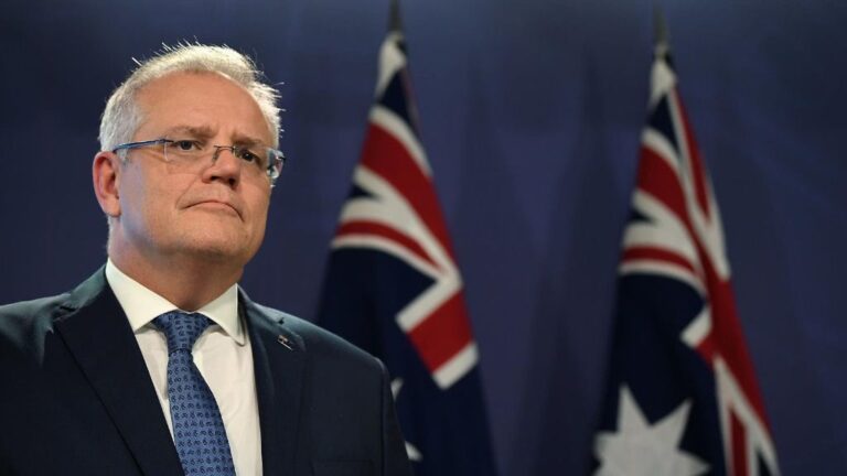 Scott Morrison comparece ante la prensa en Sídney