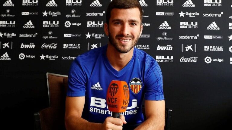 El jugador del Valencia CF José Luis Gayà