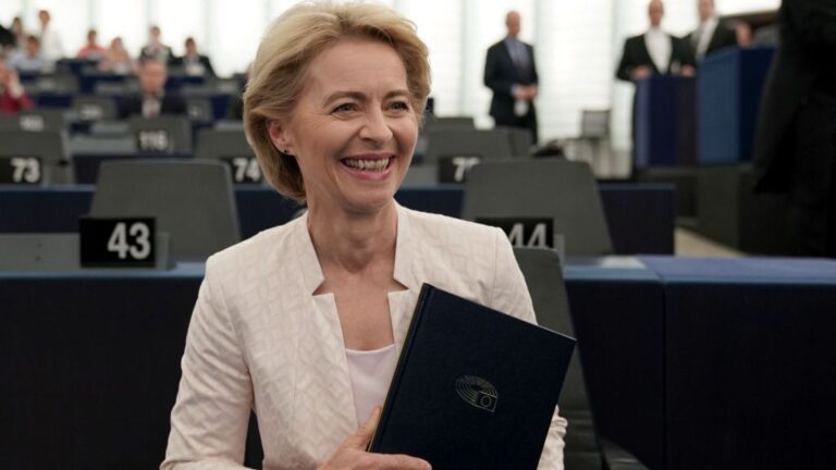 La política conservadora alemana Ursula von der Leyen fue elegida como nueva presidenta de la Comisión Europea (CE)