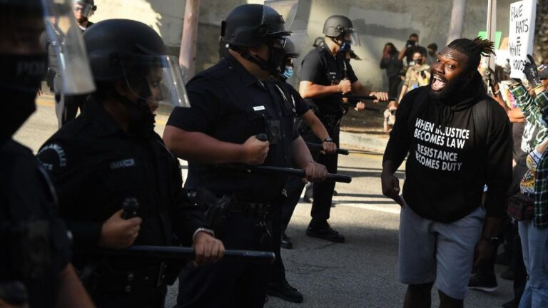 Protestas por la muerte de George Floyd en Los Ángeles