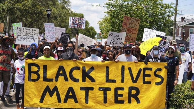 Protestas en Tampa, Estados Unidos, contra la brutalidad policial después de la muerte del afroamericano George Floyd