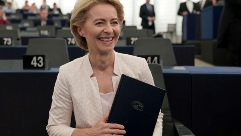 La política conservadora alemana Ursula von der Leyen fue elegida como nueva presidenta de la Comisión Europea (CE)