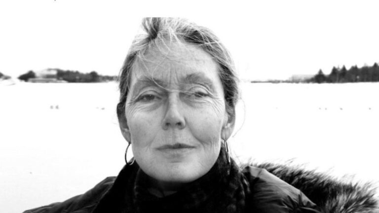 La escritora canadiense Anne Carson.