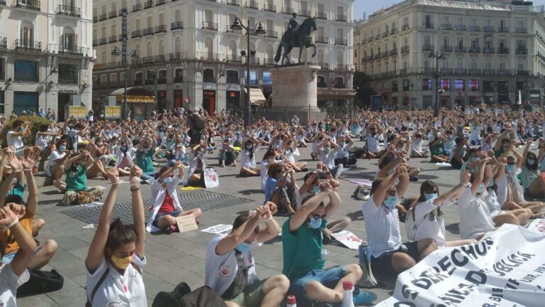 Manifestación Mir