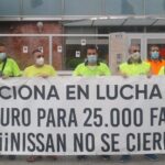 Trabajadores de Acciona subcontratados por Nissan protestan recientemente contra el cierre de la automovilística